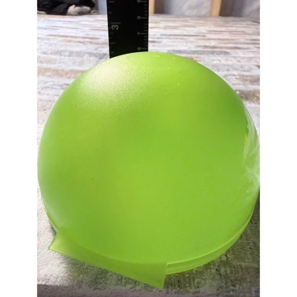 Tupperware Round Snack Container Lime Green Hinged Lid Portable Travel Case 4in - Picture 4 of 5